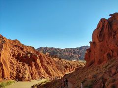 -天山神秘大峡谷