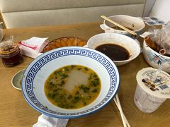 -金诚张妈妈羊汤·驴肉火烧(旧宫佳和园店)