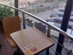 -麦当劳(展览路店)