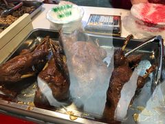 -王浩儿纪六孃甜皮鸭(乐山总店)