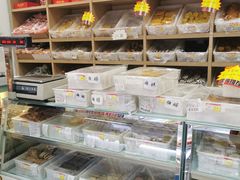 面包甜点陈列柜-百年义利(东直门店)
