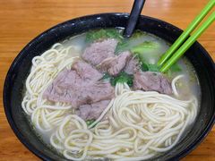 -志权牛肉面(灵山路店)