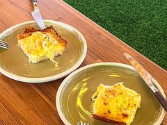 -Dragon Pizza•圆脸龙披萨·牛排餐厅