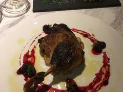 -La Mer Restaurant & Lounge