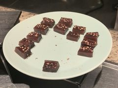 -上海锦江汤臣洲际大酒店柒酒廊