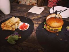 -HIGH FIVE哈福手工汉堡(桂林路店)