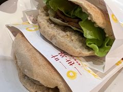 -一叶一世界·素食餐厅(锦华万达店)
