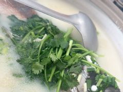 -天乐农家鱼头王(天目湖店)