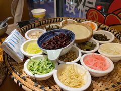 -包整·丝娃娃(一览甲秀楼风景店)