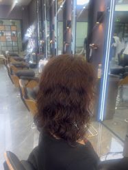 -藤野造型烫染·漂发