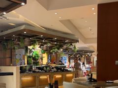 -怡咖啡海鲜自助餐厅(浦东香格里拉店)