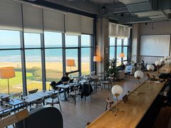 -青岛朗艺美术馆·海景咖啡