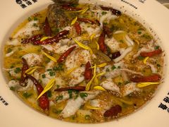 -渔语鱼新川菜Bistro(万象天地店)