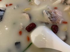 江团鱼炖汤-老阿爸鲜鱼土菜(昆山花桥店)