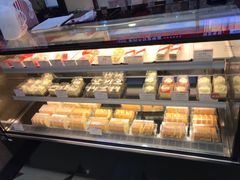 -红宝石·鲜奶小方·海派西点房(金杨店)
