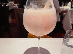 -Wolfgang’s Steakhouse 沃夫冈牛排馆(上海白玉兰广场店)