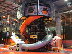 -嗨翻Hi-Fun竞技主题乐园·蹦床亲子生日轰趴(国光1937店)