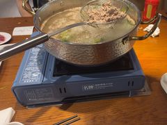 -牛满溢·自助潮汕鲜牛肉火锅(龙汇路店)