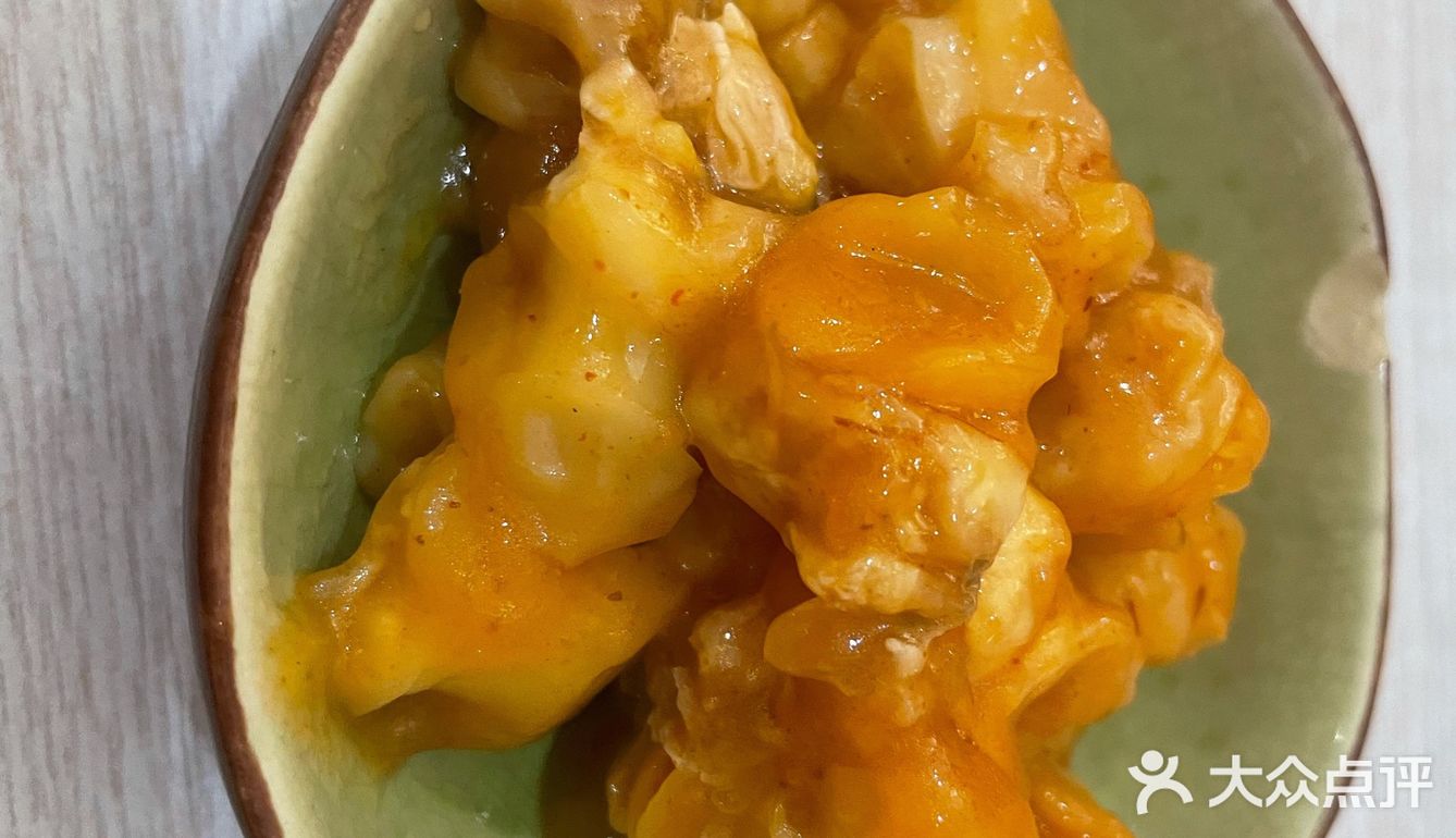 「美雪食堂」在很喜欢的桥南老饭店旁边，看小红书上很多