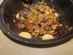 -万里闯关东铁锅炖菜馆(高新旗舰店)