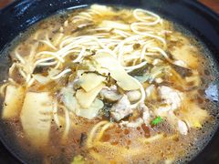 片儿川面-家烧面馆【南山路知名经典面食】