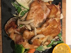 蜂蜜芥末籽酱鸡扒配面-打趸BTC·Breaktime cafe(北京路店)