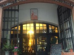 -良友书坊(安徽路店)