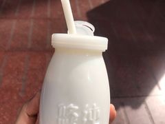 老酸奶-真老大房鲜肉月饼(南京路步行街店)