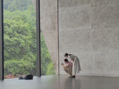 -知美术馆