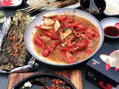 -何师烧烤Pro ·江湖川菜·小龙虾·精酿(太古里旗舰店)