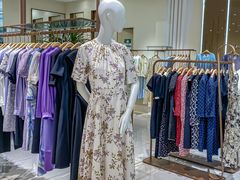 -王府井奥莱临潼小镇(临潼店)