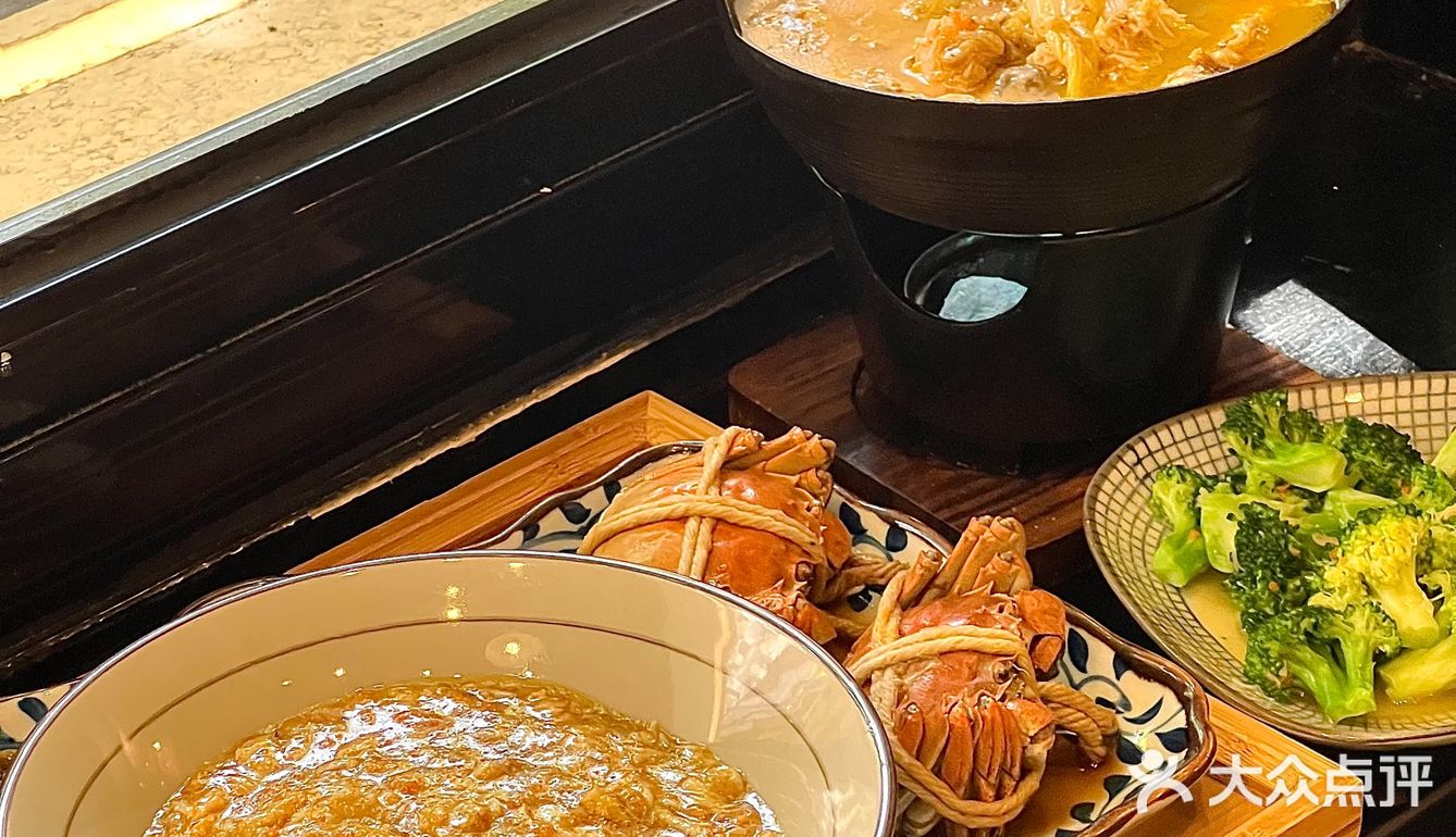这口蟹黄捞鸡 鲜得眉毛掉了