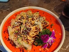 -三人行骨头王火锅(长寿店)