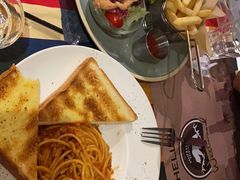 牛肉培根汉堡-遇见西木美式餐厅(体育路店)