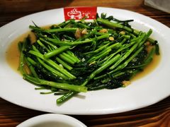 空心菜-皮蛋弟砂锅店(总店)