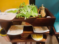 -贵府酸汤牛肉火锅·贵州老字号(飞山街店)