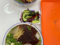 -陆元丰·兰州纯汤牛肉面(自强西路店)