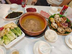 -菌海森林·非遗野生菌火锅(西山区滇池路摩根道店)