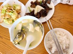 -爱的果实月嫂育婴师(世纪东方店)