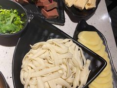 刀切面-京韵胡同·酱香羊蝎子火锅涮肉(长寿路店)