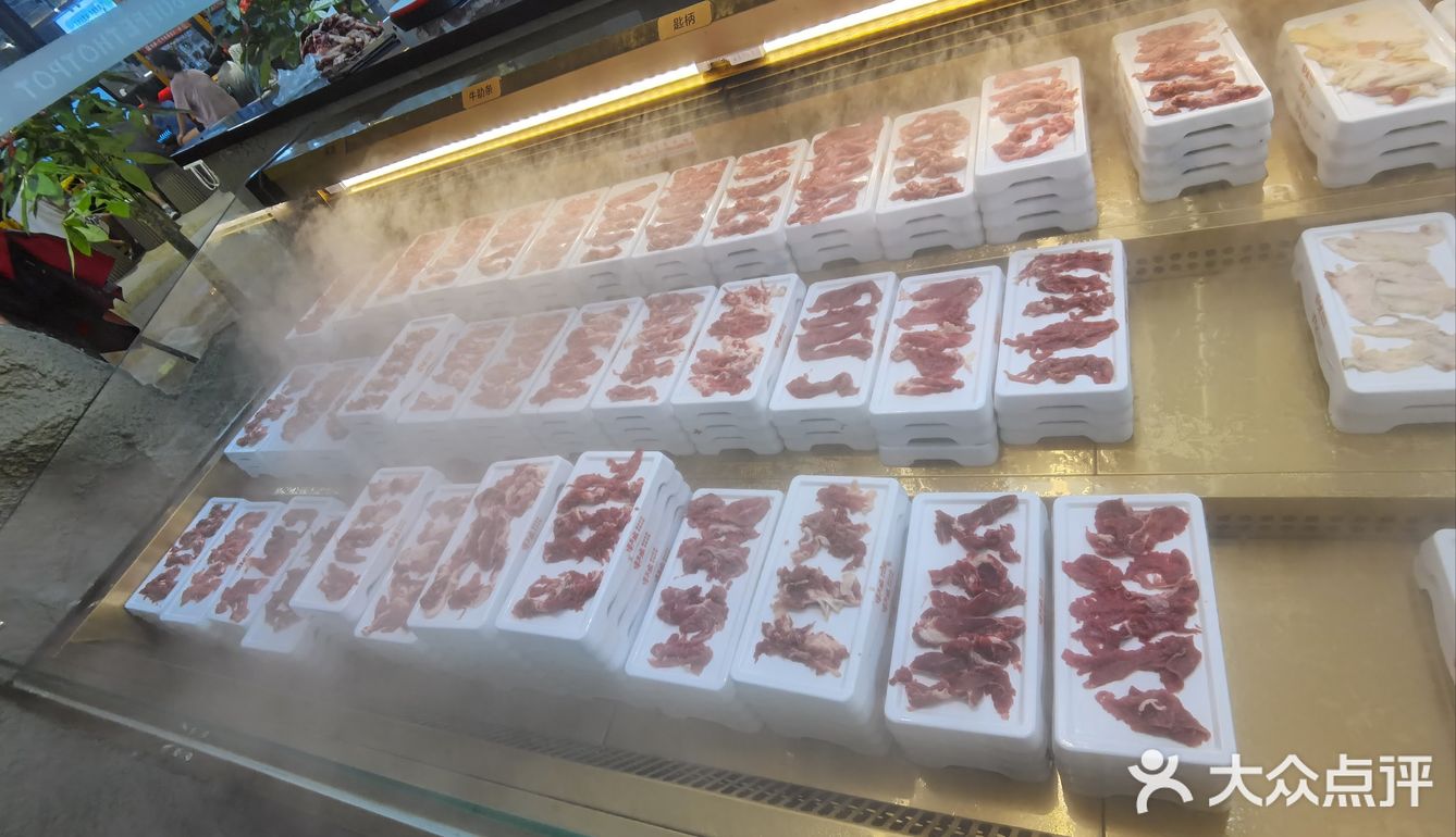 鲜切牛肉～无限♾️涮！嘎嘎爽
