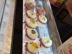 -花花卷卷·鲜食蛋糕(静安久光百货店)