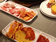 -山焱·炭火自助烤肉(周浦万达店)