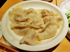 酸菜馅饺子-关东小磨东北菜(上海长风大悦城店)