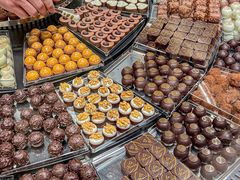 -Laderach 莱德拉(上海环贸iapm店)