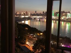 -屋顶顶城市·江景酒店-客房部