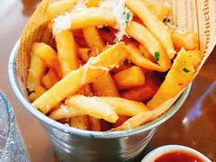 黑松露芝士薯条-G+KITCHEN(龙湖狮山天街店)