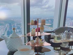 靠窗位-瑞吉酒店·The Drawing Room闲逸廊·云端下午茶·夜奢Whiskey
