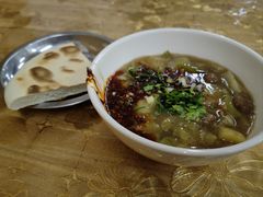 -老字号贾家肉丸糊辣汤(光明巷店)