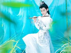-九月鹰飞汉服摄影工作室